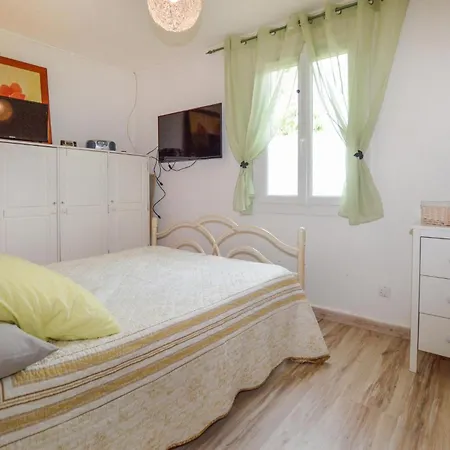 4 Bedroom Gorgeous In